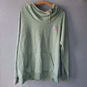 Puma pullover hoodie. Condition: Pre owned no holes or sains
